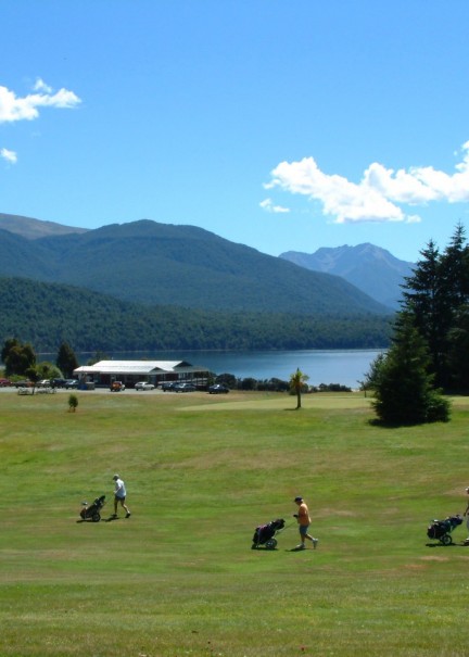 Golf Fiordland clubhouse