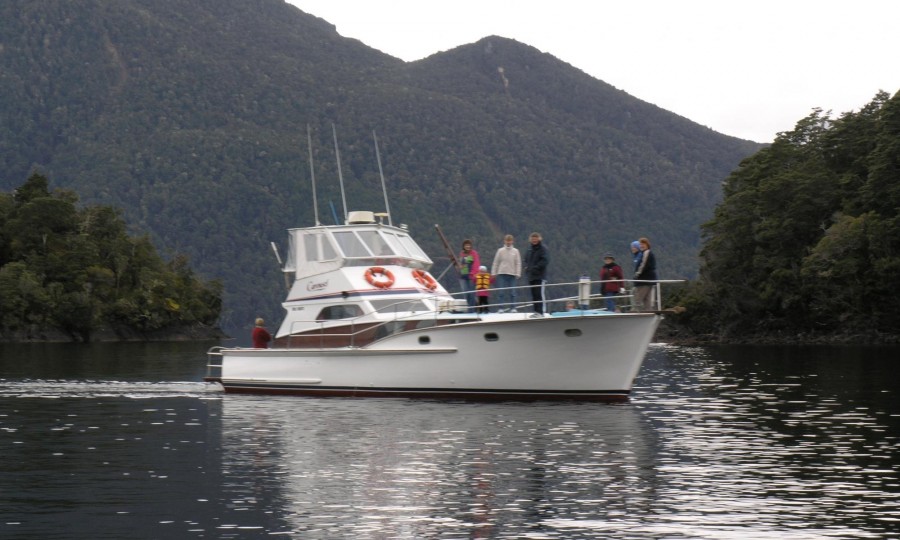 Cruise Te Anau Feb 09