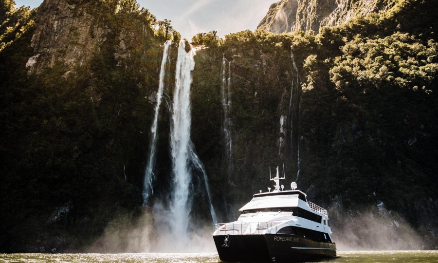 Fiordland Discov 19 Boat CREDIT Andrew Rae Ignition Self Drive 