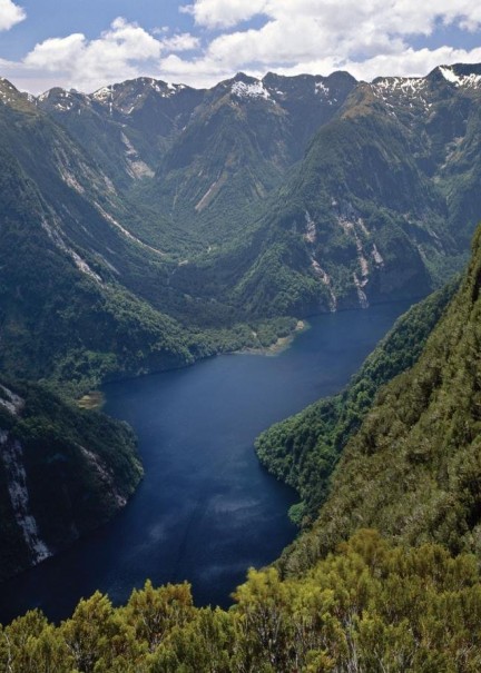 Fiordland Heli main photo