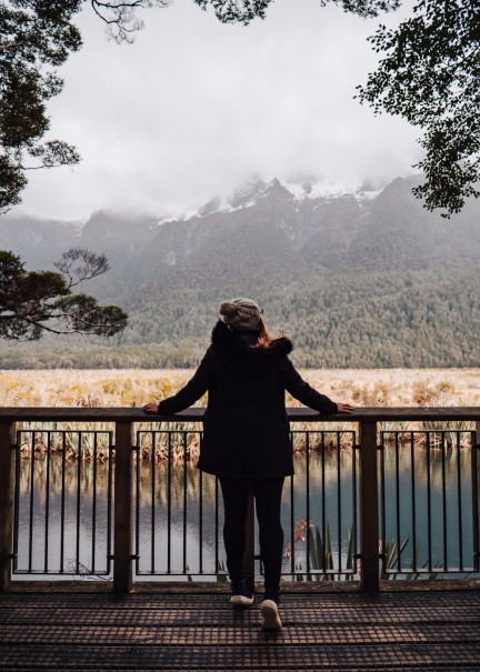 Mirror Lakes view Alexx 8