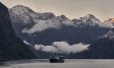 fiordland cruise ship schedule