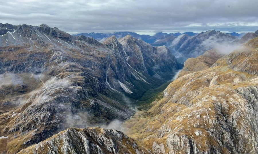 Te Anau Helicopters Immersed in the Fiordland Wilderness